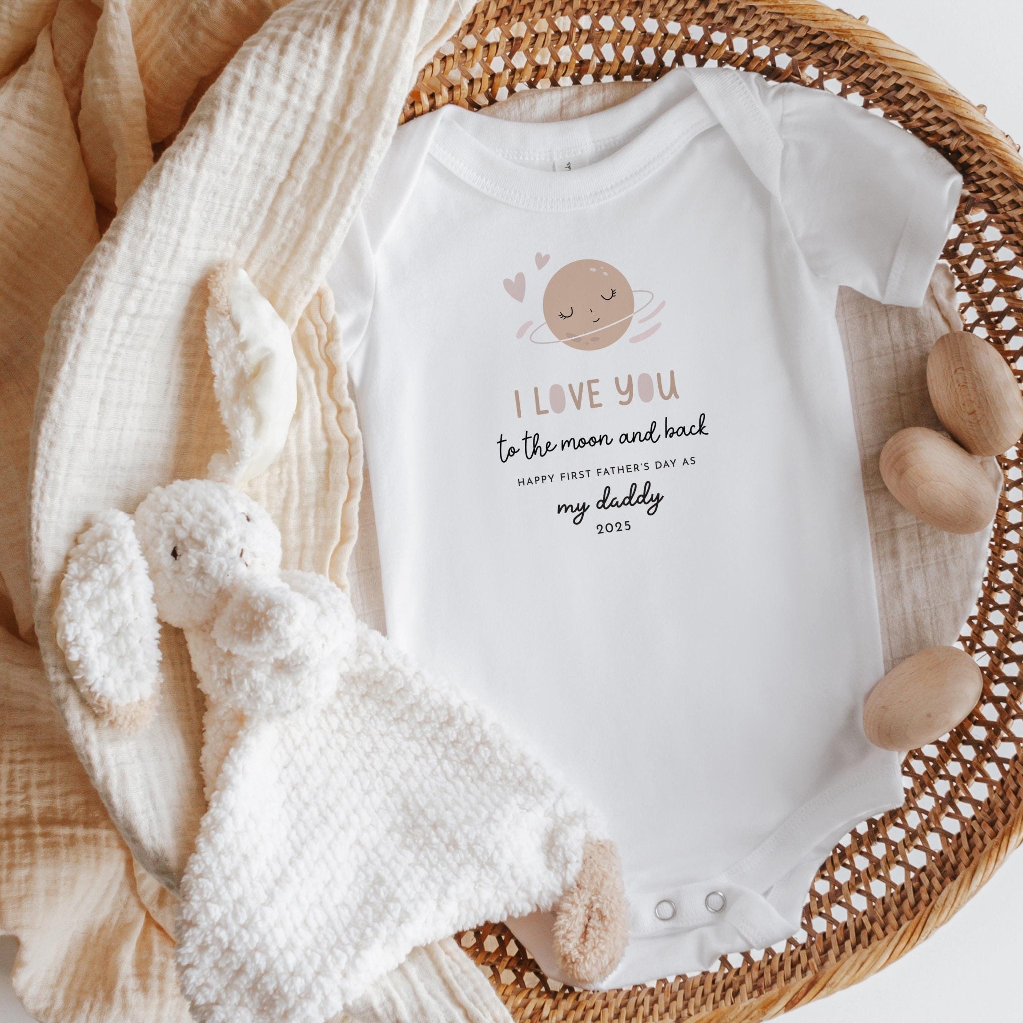 First Father's Day 2025 Outfit I Love You Daddy Baby Bodysuit or Bib I Love You to the Moon and Back New Dad Gift from Baby Keepsake