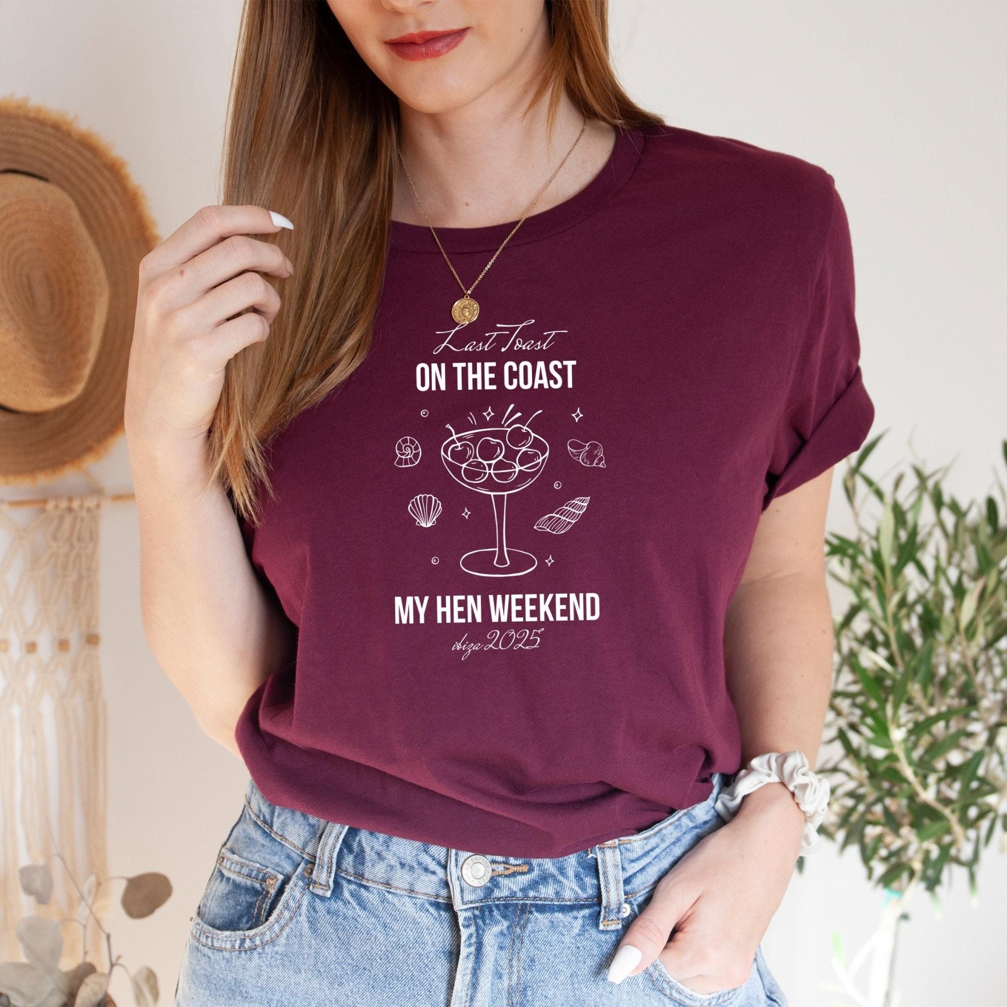 Personalised Hen Party T-Shirt Last Toast on the Coast Custom Bridal Shower Weekend Shirt with Location & Year for Bride Tribe