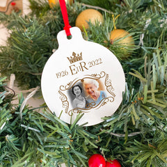 In Memory Of Queen Elizabeth 1926 - 2022 Christmas Flat Metal Bauble, The Queen'S Commemorative Keepsake
