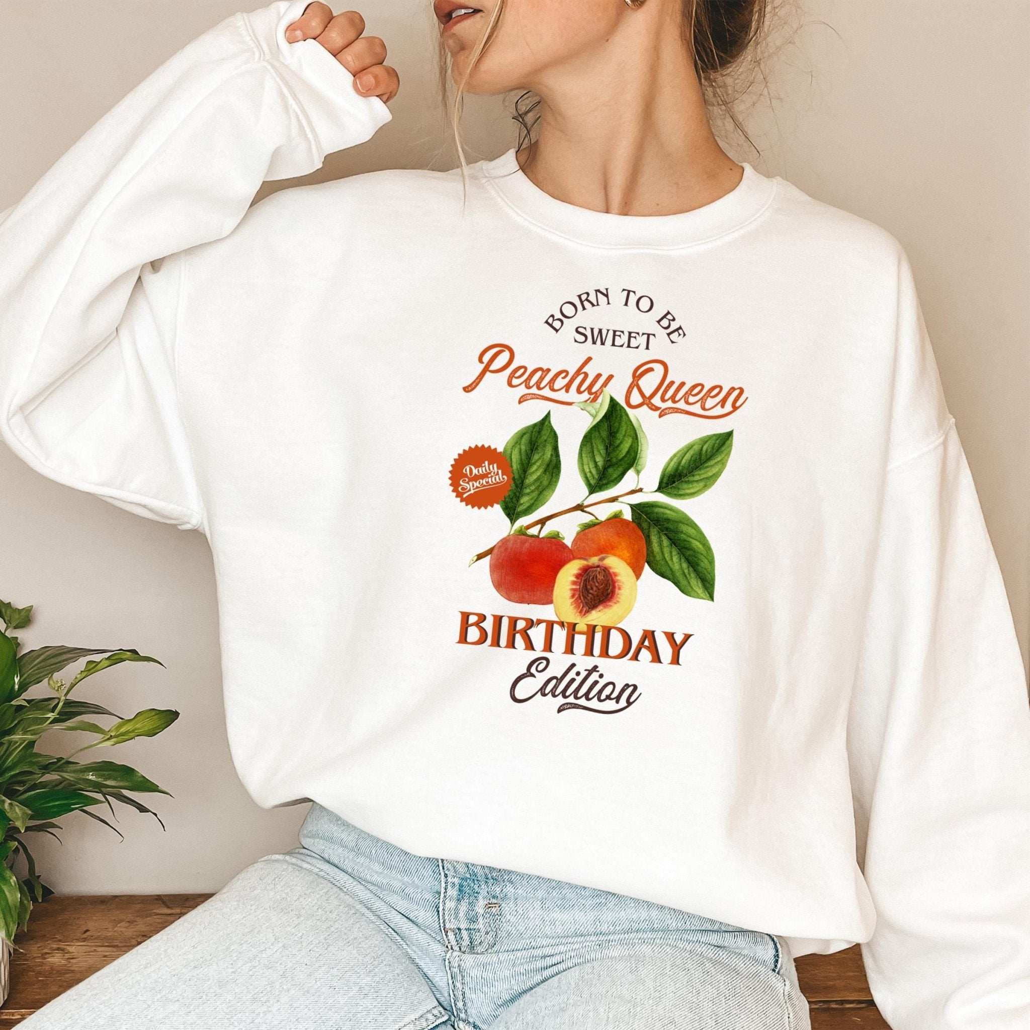 Funny Birthday Jumper for Her Vintage Fruit Design Peachy Queen Sweatshirt Gift for Friend Fun Birthday Outfit 18th 21st 30th 40th 50th