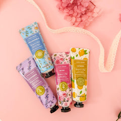 Mother’s Day Gift Set for Mum or Nanny – Personalised Make Up Bag, Candle & Pamper Set