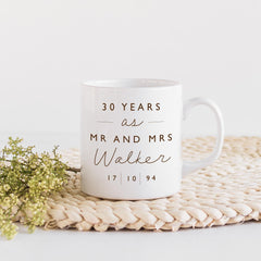 Personalised anniversary mug with last name and year Gift for couple 1st 10th 20th 30th 40th anniversary present Husband and wife Mug Mr Mrs