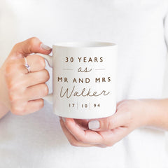 Personalised anniversary mug with last name and year Gift for couple 1st 10th 20th 30th 40th anniversary present Husband and wife Mug Mr Mrs