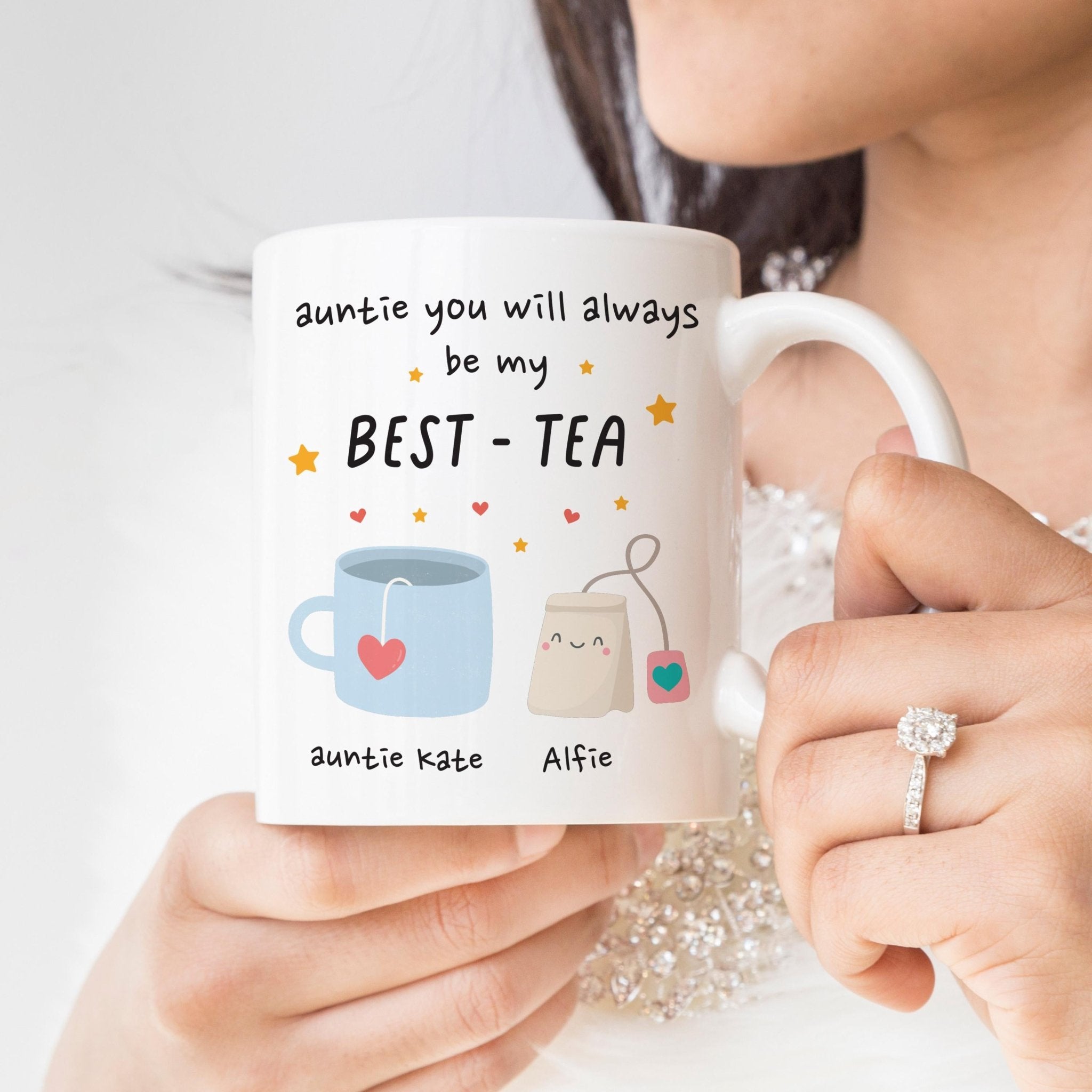 Personalised Auntie Best - Tea Mug – Cute Birthday, Mother’s Day or Christmas Present for Aunt – Funny Tea Pun Gift from Niece or Nephew