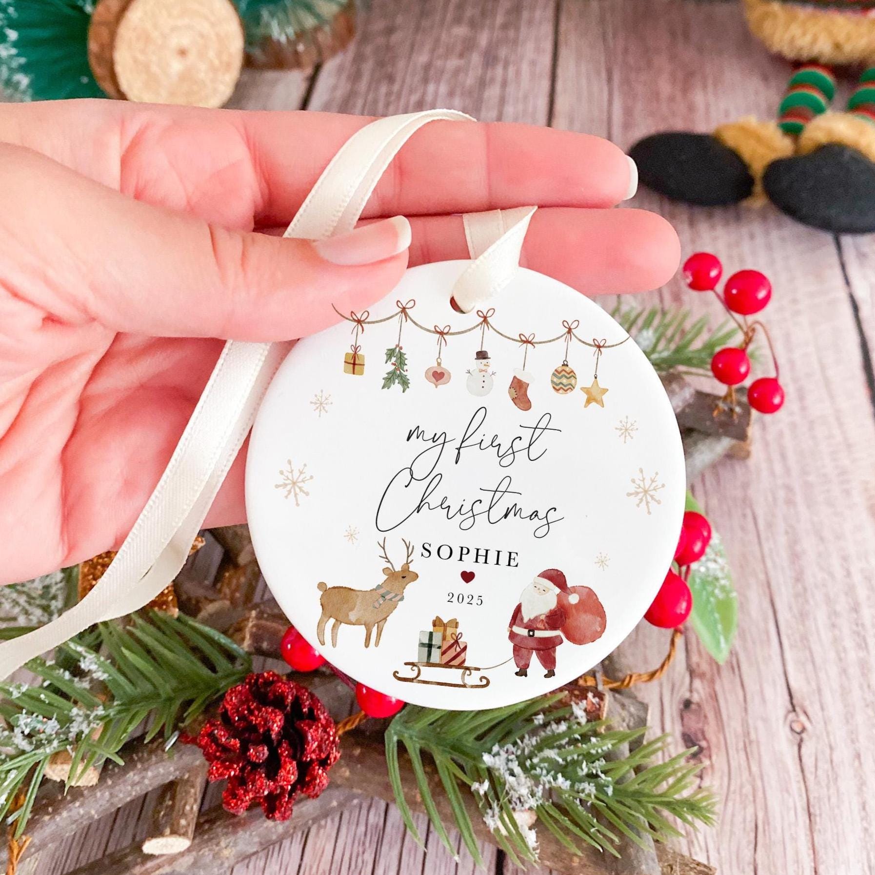 Personalised Baby’s First Christmas Ceramic Ornament Xmas Keepsake Decoration Gift for Son Daughter Grandchild, Niece or Nephew