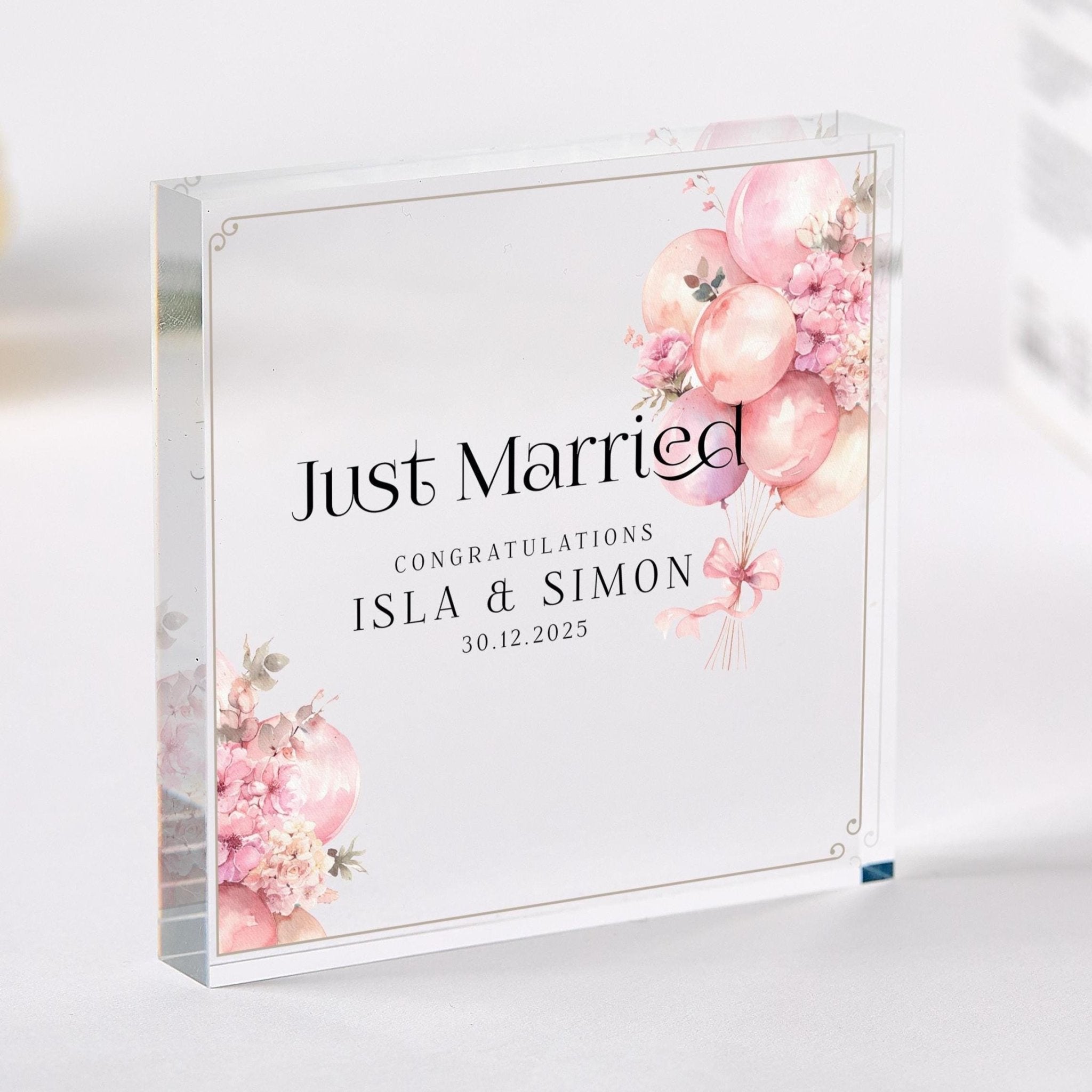 Personalised Just Married Acrylic Plaque Wedding Day Gift for Couple Husband and Wife or Newlyweds Custom Names Keepsake for Friends Family