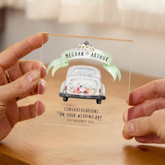 Personalised Just Married Acrylic Plaque, Wedding Day Gift with Names and Date, Romantic Keepsake for Couple