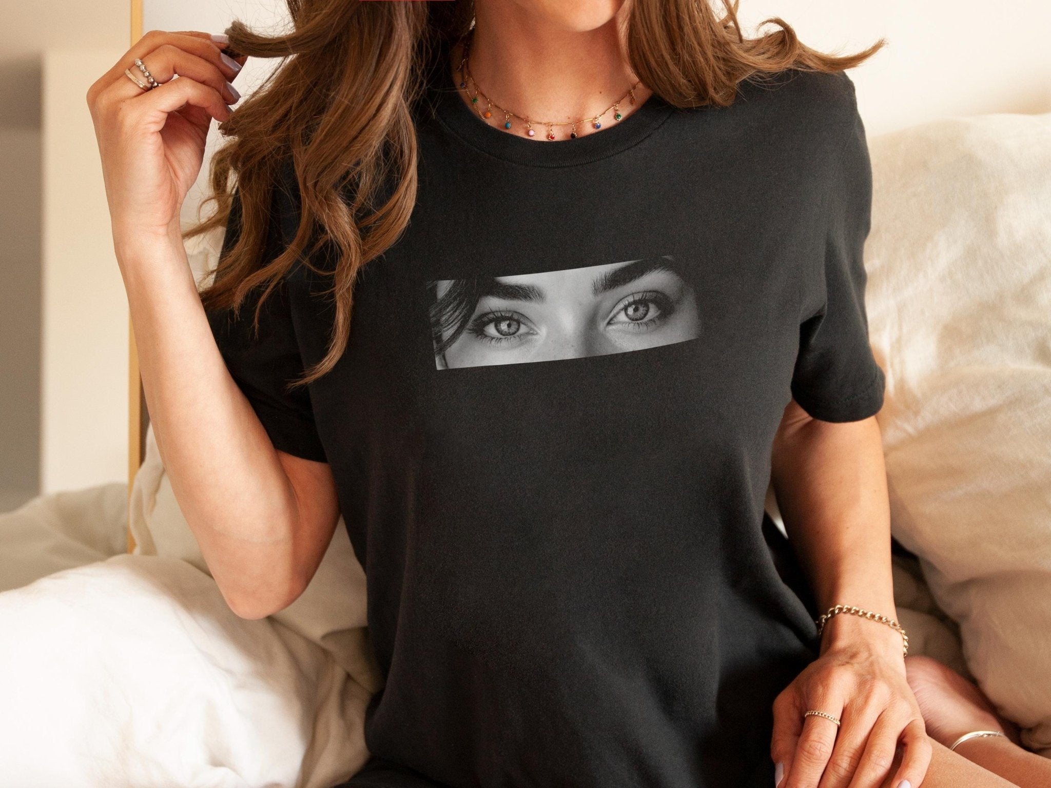 Personalised Portrait T-Shirt for Her – Custom Photo Tee Gift for Valentine's Day or Birthday