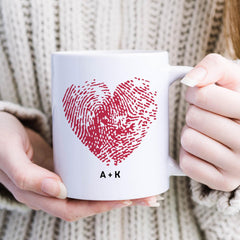 Personalised Valentine’s Day Heart Fingerprint Mug with Initials – Romantic Anniversary Gift for Him or Her