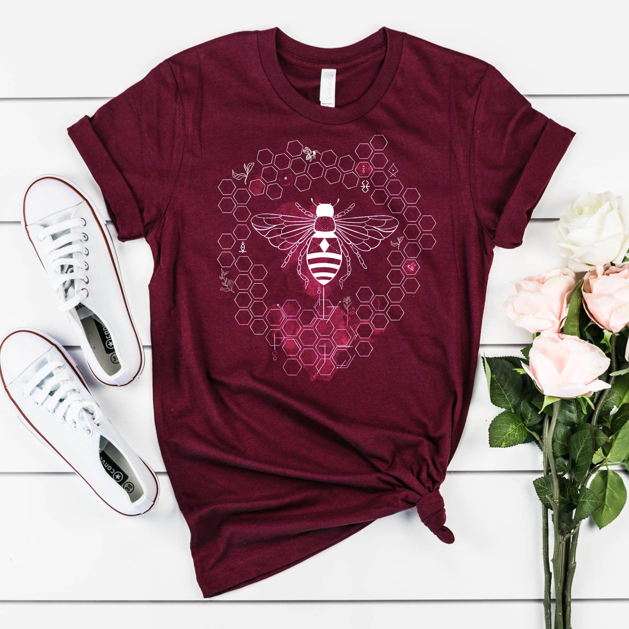 Bee t-shirt, Gift for women, Bee kind, Nature Tee, Vegan tshirt