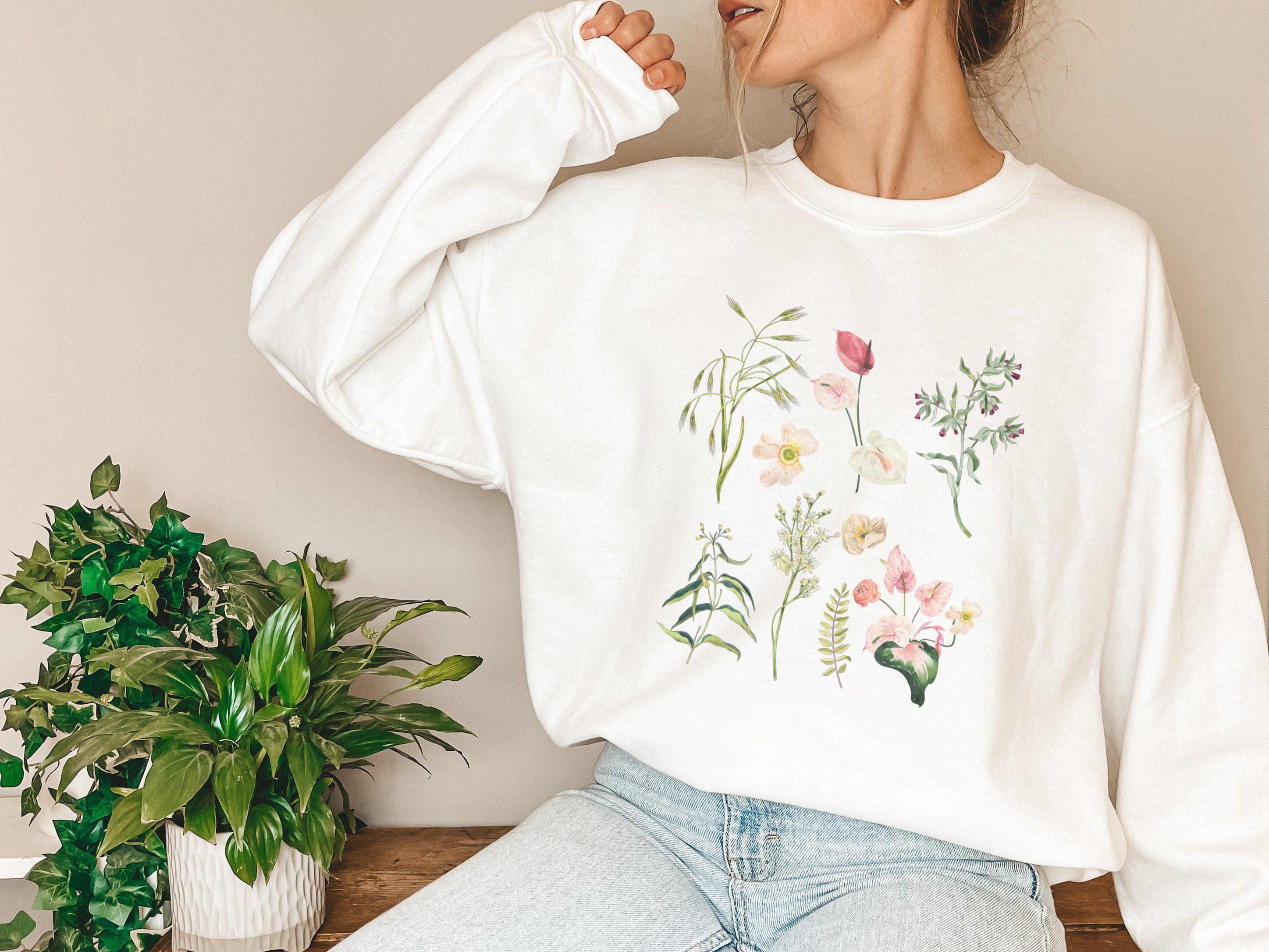 Flowers sweatshirt,Gift for her,Women trendy jumper,Spring concept sweat