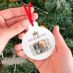 In Memory Of Queen Elizabeth 1926 - 2022 Christmas Flat Metal Bauble, The Queen'S Commemorative Keepsake