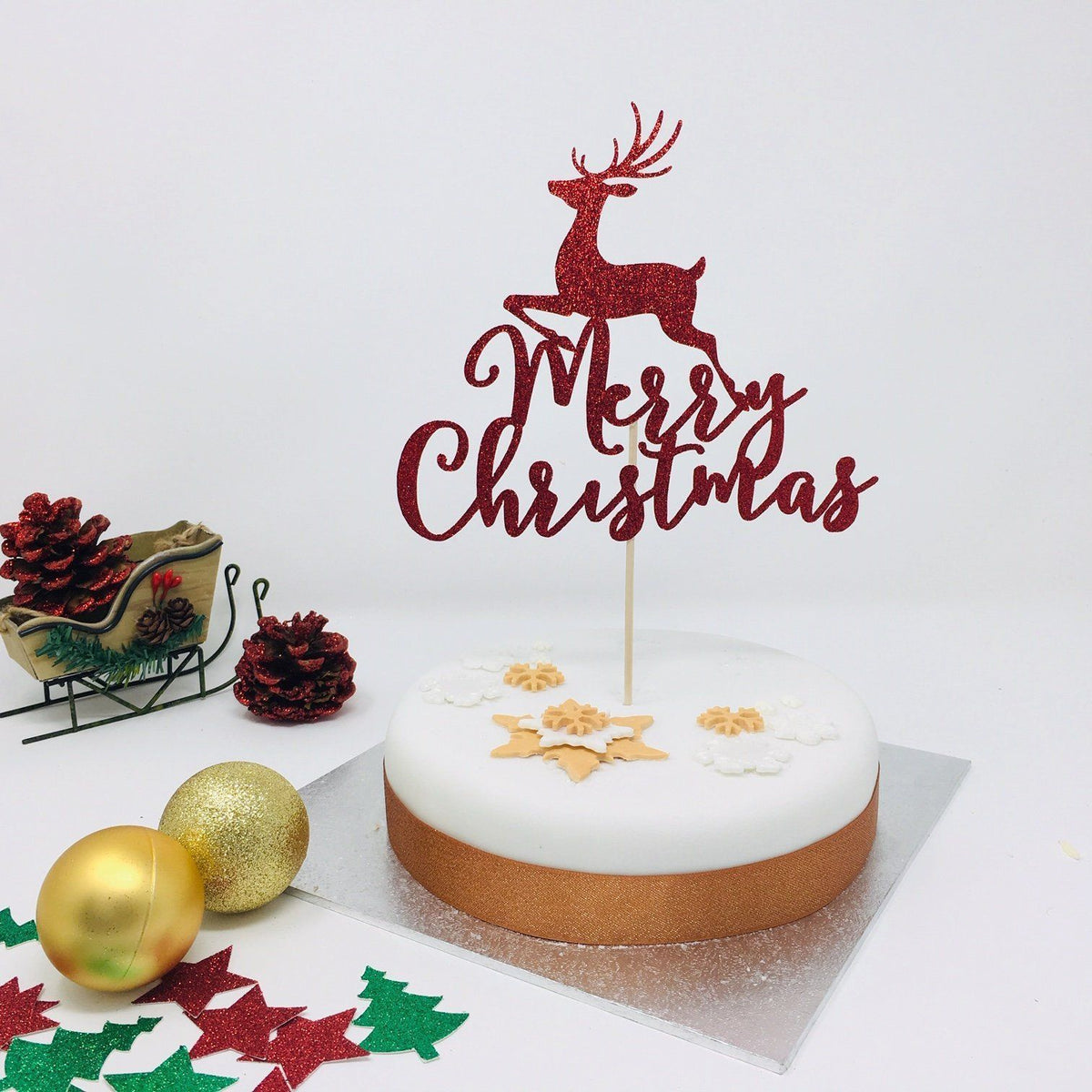 Merry Christmas Cake Topper with Reindeer – Pomchick