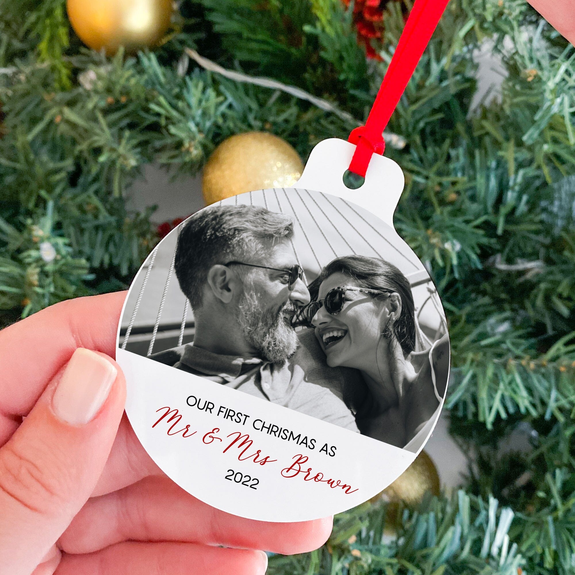 Our First Christmas as Mr and Mrs Ornament with a Photo, 1st Xmas Tree Decor with Names