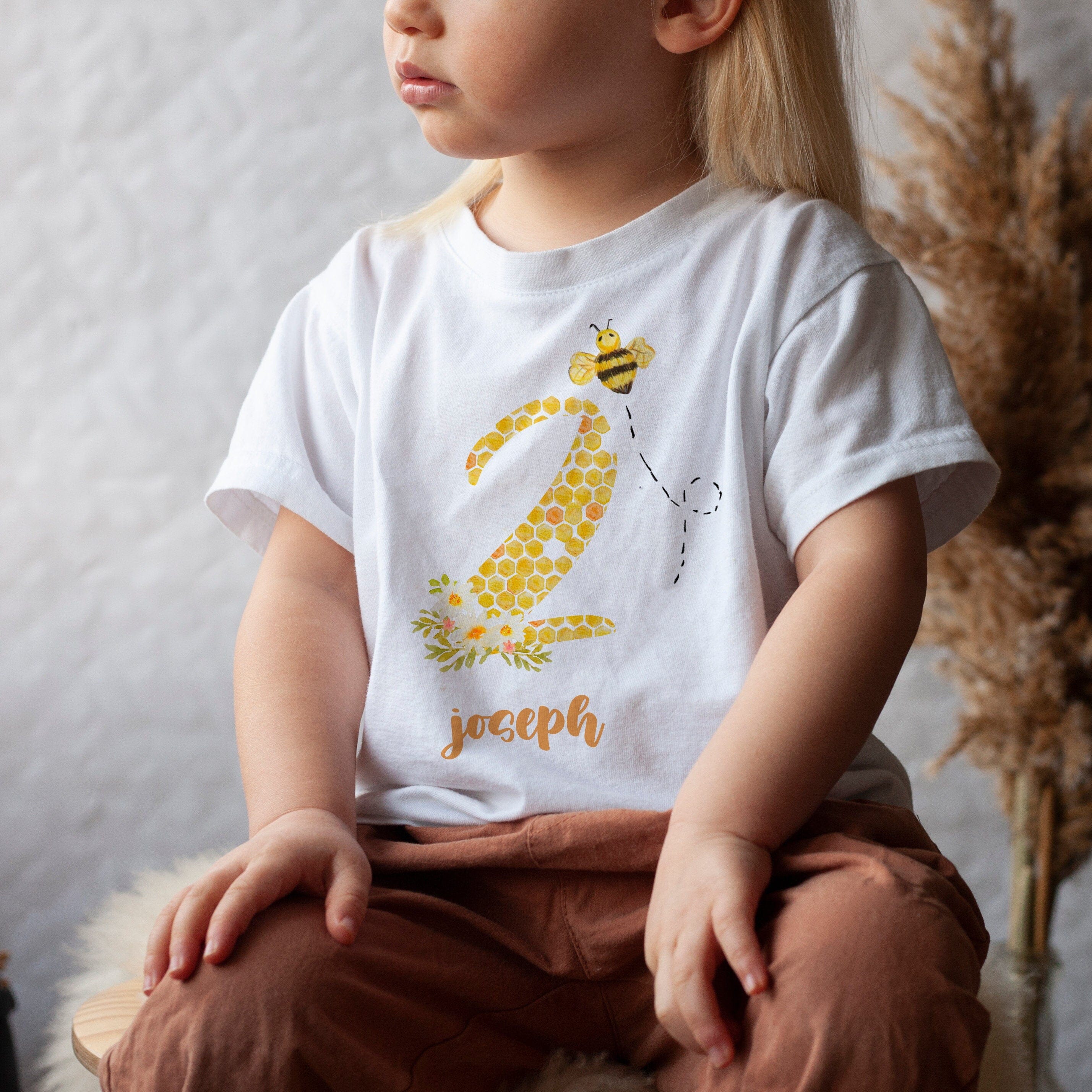 Personalised bee design kids birthday t-shirt, Boy girl tshirt top, Name is One
