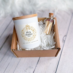 Personalised Christmas Scented Candle Gift Box for Her Him, Gold Christmas Wreath, Cosy Stylish Unique Vegan Xmas Present