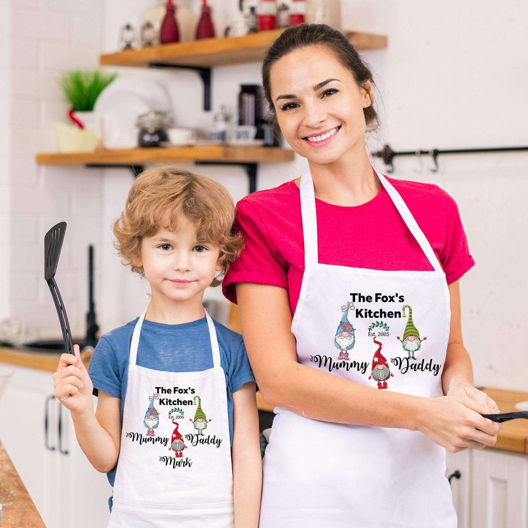 Personalised gnomes Matching family aprons with names, Mum, dad, son and daughter aprons