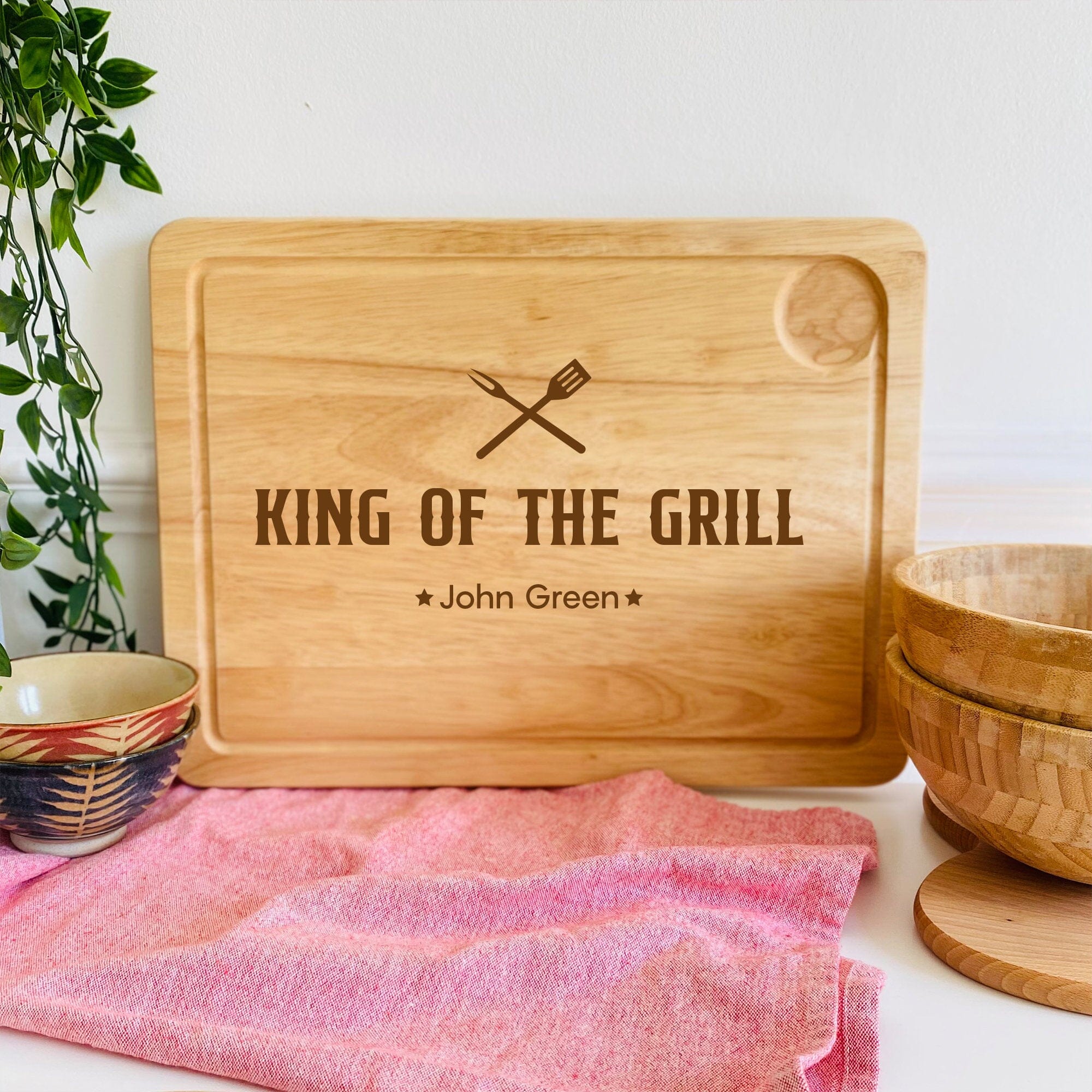 Personalised Laser Engraved King Of The Grill Wooden Board, Gift For Dad Grandma Uncle His, Father'S Day