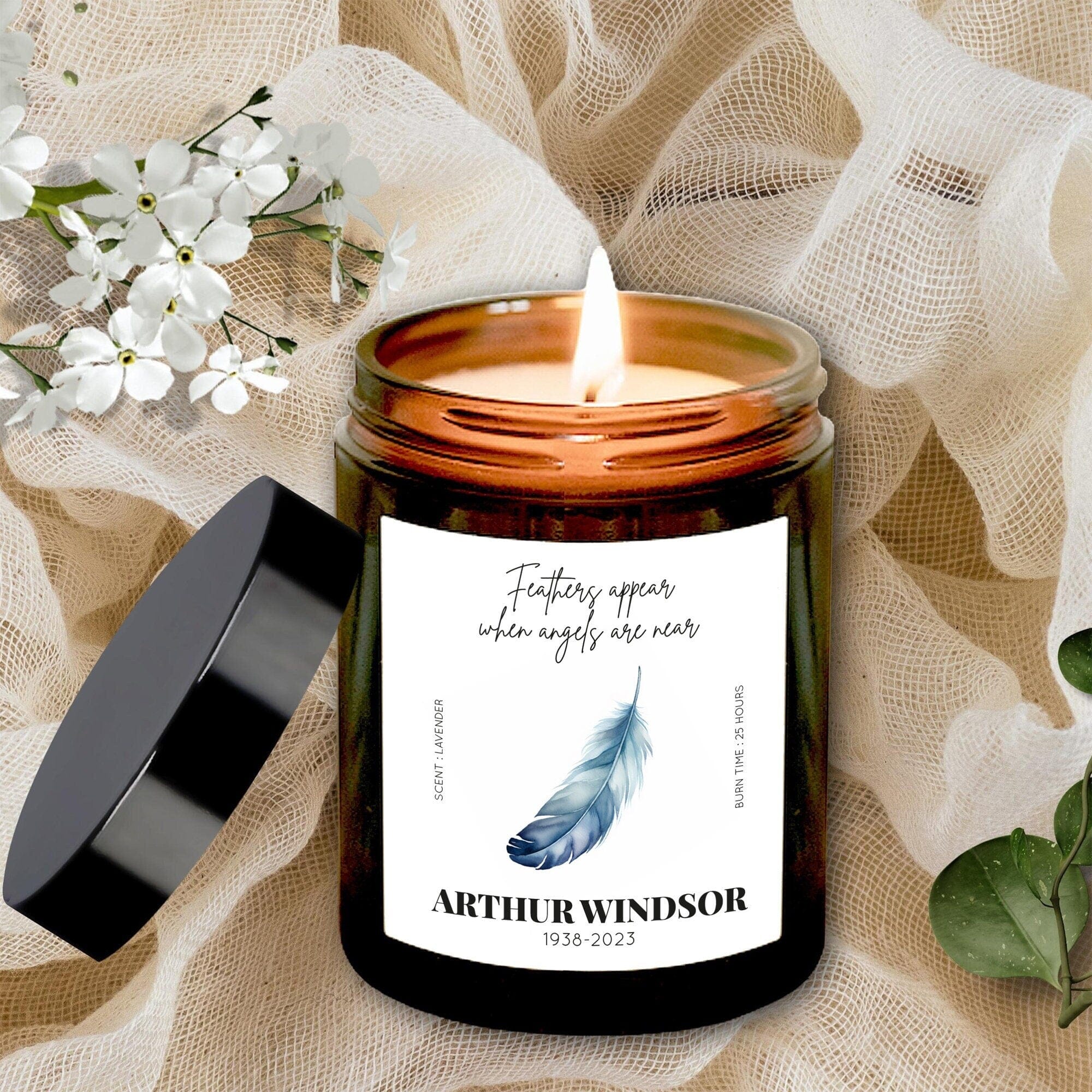 Personalised Memorial Scented Candle, Feathers appear when angels are near, Bereavement Mourning Keepsake