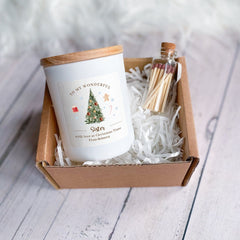 Personalised Scented Candle Christmas Gift for Auntie, Merry Christmas Cosy Stylish Unique Vegan Xmas Present