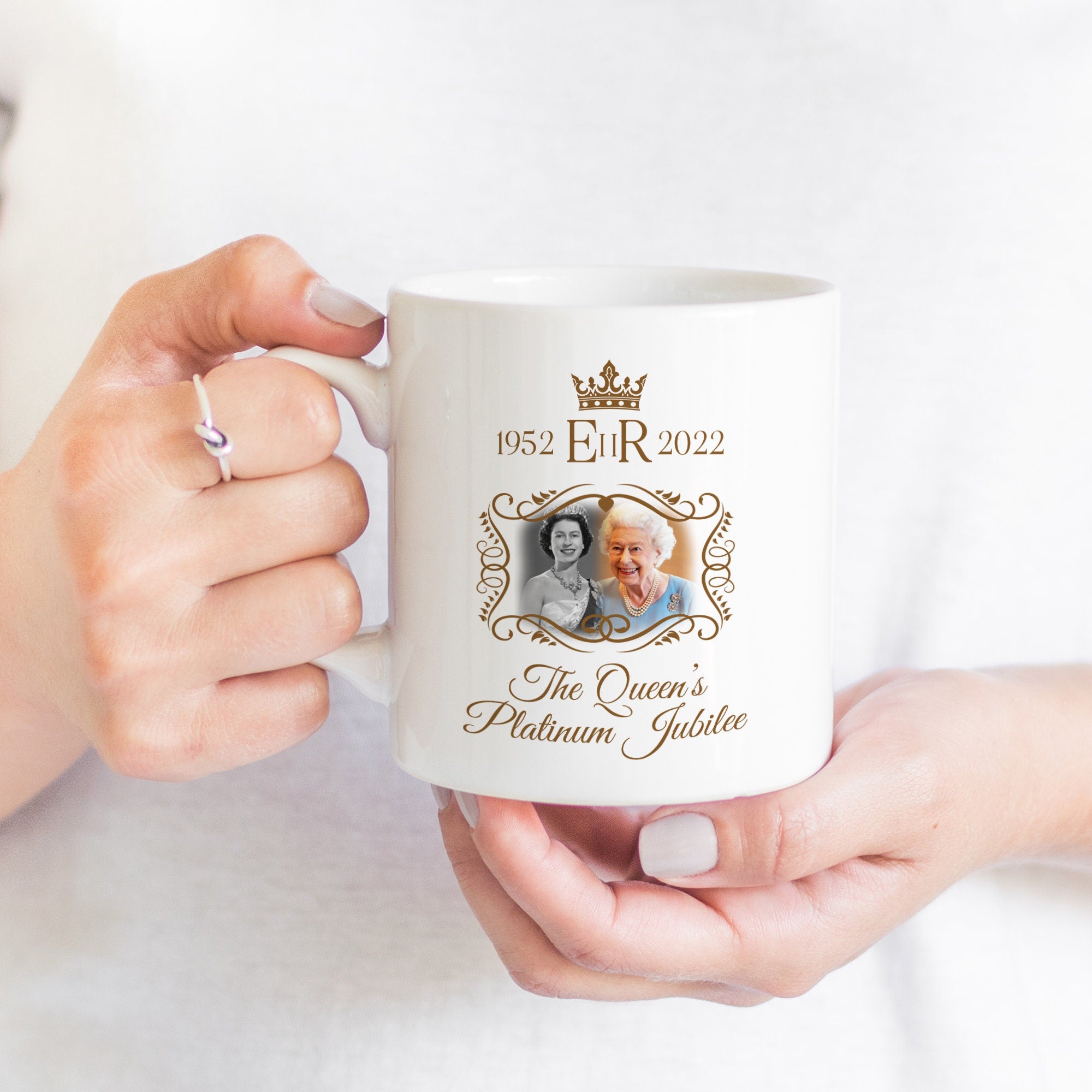 Queen Elizabeth Platinum Jubilee 1952-2022 Mug, The Queen's Jubilee Celebration Gift For Her Him