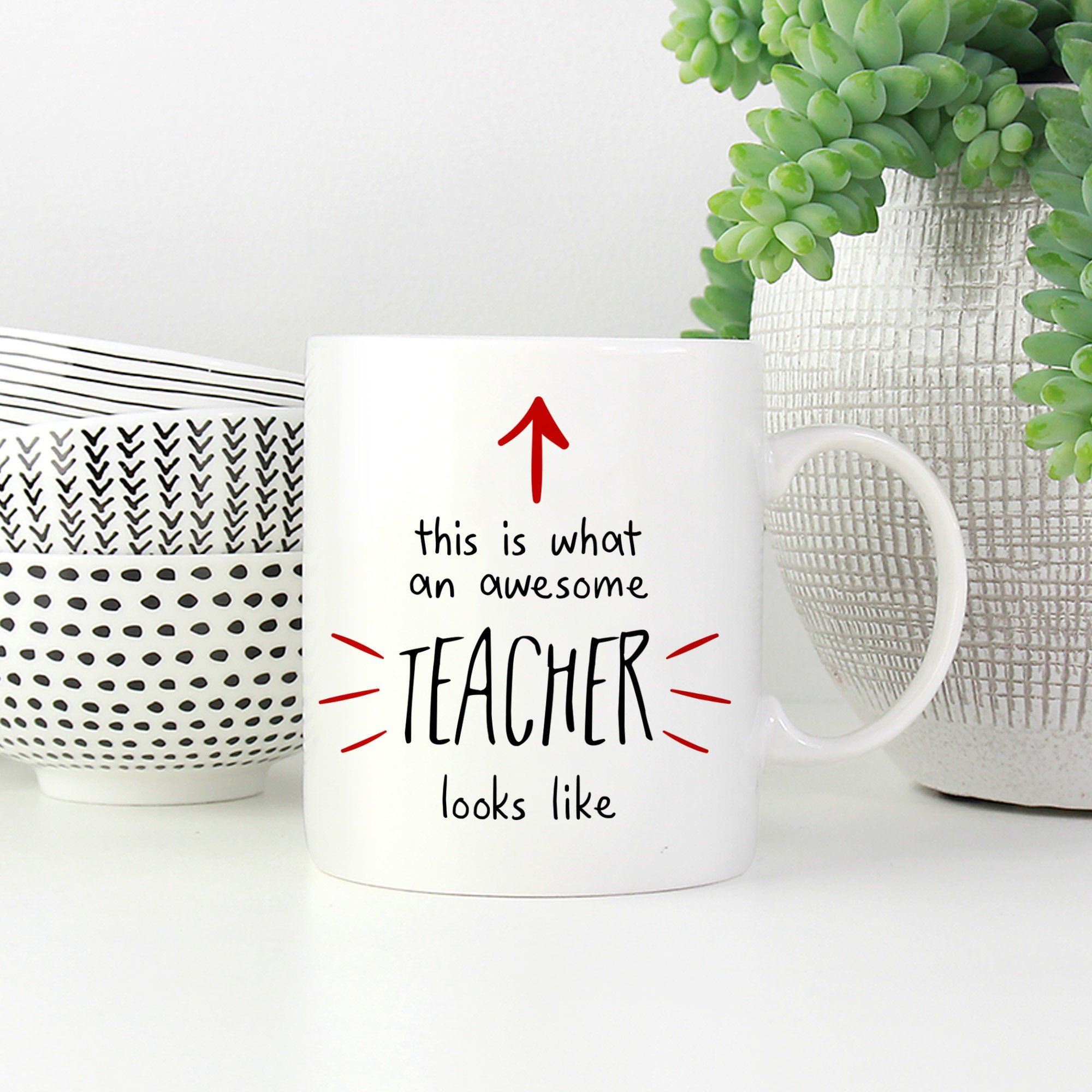 This is an awesome teacher looks like mug, Teacher thank you gift, End of term gift
