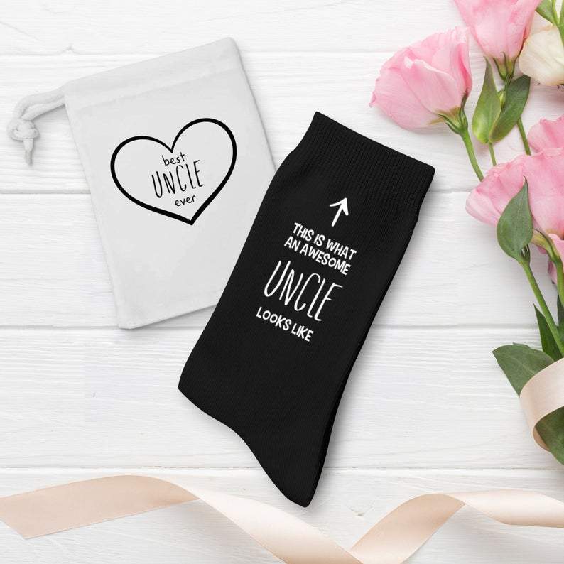 This is what an awesome uncle looks like cotton socks, New uncle gift, Christmas gift for uncle
